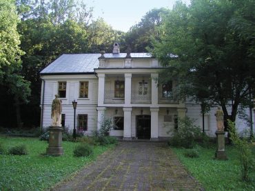 DWÓR EMILA ZEGADŁOWICZA W GORZENIU GÓRNYM, fot. M. Klag (MIK, 2002) CC BY SA 3.0
