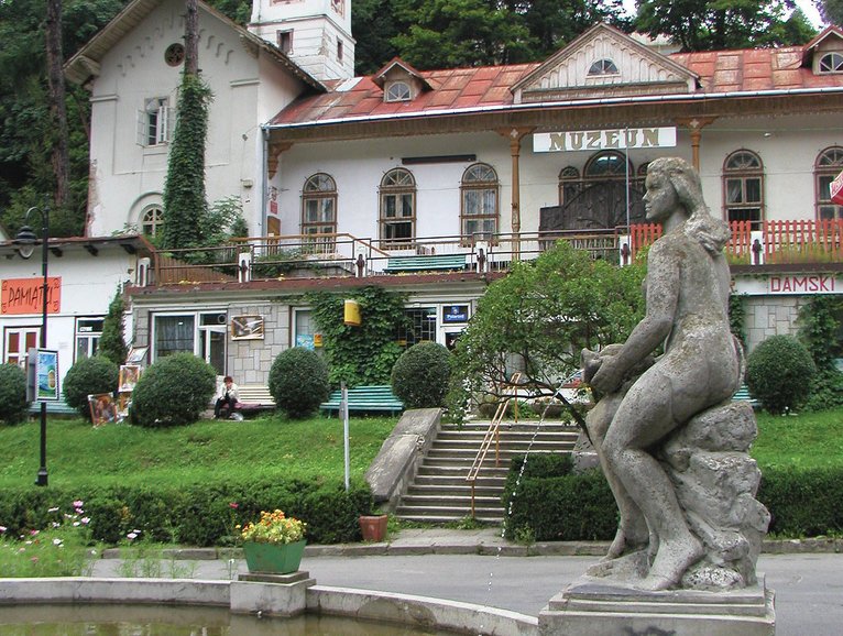 MUZEUM PIENIŃSKIE IM. JÓZEFA SZALAYA W SZCZAWNICY, fot. M. Klag (MIK, 2002) CC BY SA 3.0
