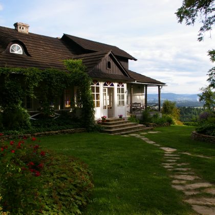 DWÓR W KWIATONOWICACH, fot. J. Nowostawska-Gyalókay (MIK, 2015) CC BY SA 3.0